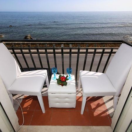 TaormiNaxos Giardini Naxos Exterior foto