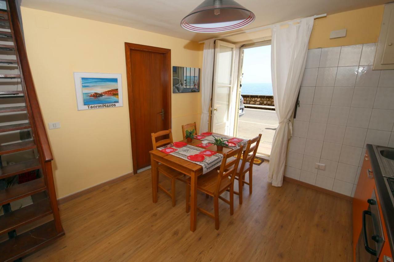 TaormiNaxos Giardini Naxos Exterior foto